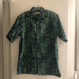 Men’s tropical style shirt